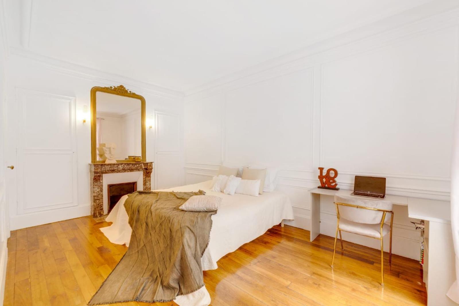 Luxurious Flat Champs Elysee Appartement
